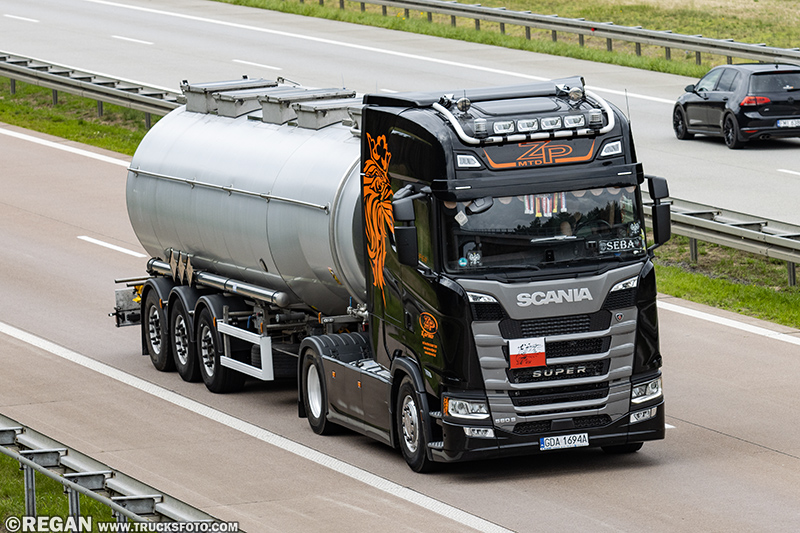 Scania 560S Super - MTD Zygmunt Pranczk.jpg