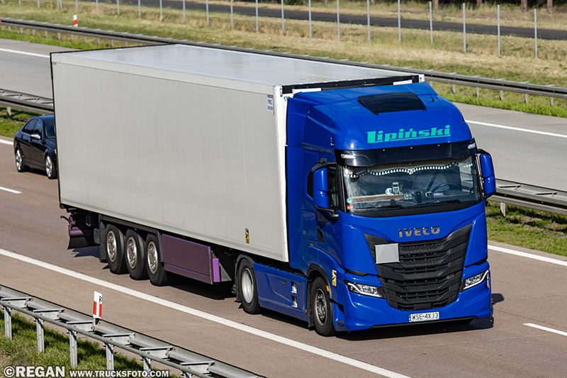 Iveco S-Way - Lipiński.jpg