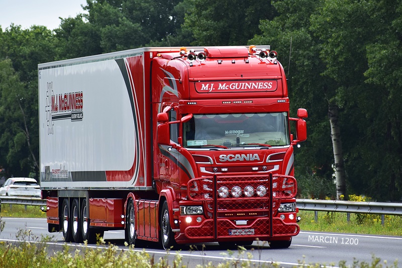 _DSC0680 M.J. McGUINNESS-crop-SCANIA R STREAMLINE.JPG