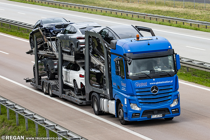 Mercedes-Benz Actros Global Motion.jpg