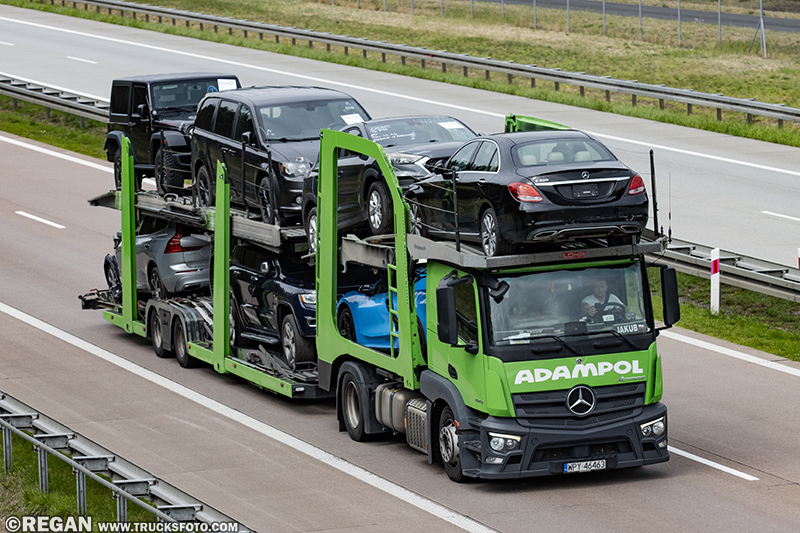 Mercedes-Benz Actros - Adampol.jpg