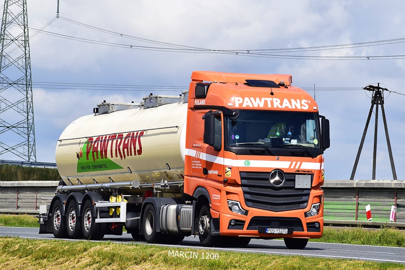 _DSC7537 PAWTRANS POMARAŃCZOWY-crop-Mercedes-Benz Actros L.JPG