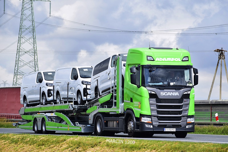 _DSC7463 ADAMPOL-crop-SCANIA S460.JPG