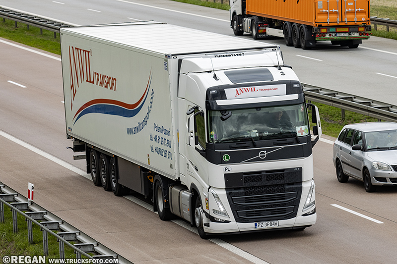 Volvo FH5 - Anwil Transport.jpg