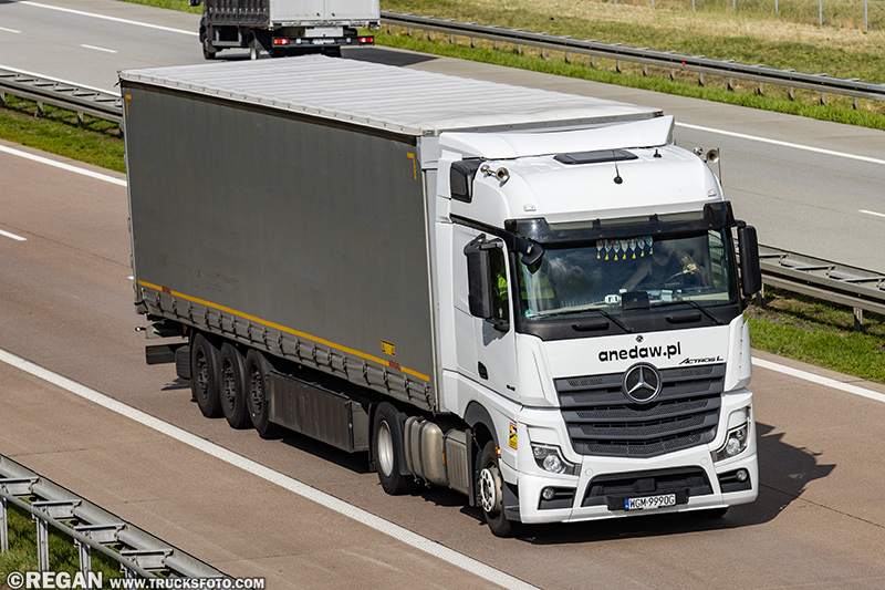 Mercedes-Benz Actros L - Anedaw.jpg