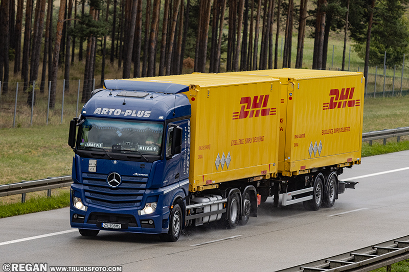 Mercedes-Benz Actros - Arto-Plus.jpg