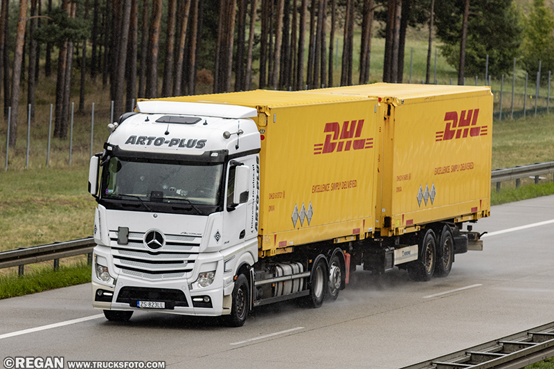 Mercedes-Benz Actros MP4 - Arto-Plus.jpg