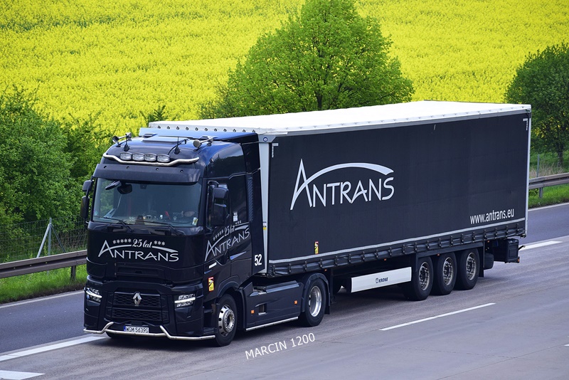 _DSC5170 ANTRANS-crop-Renault Range T-EVO  25LAT.JPG