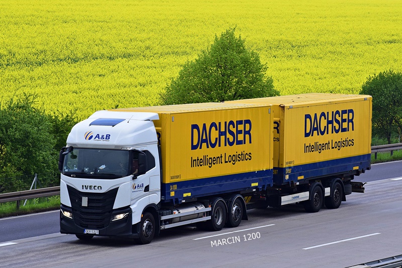 _DSC5198 A&B-crop-IVECO S-WAY-DACHSER-BDF.JPG