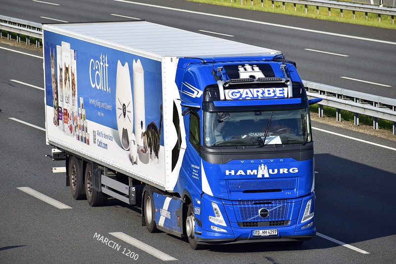 _DSC8057 GARBE-crop-VOLVO FH AERO.JPG