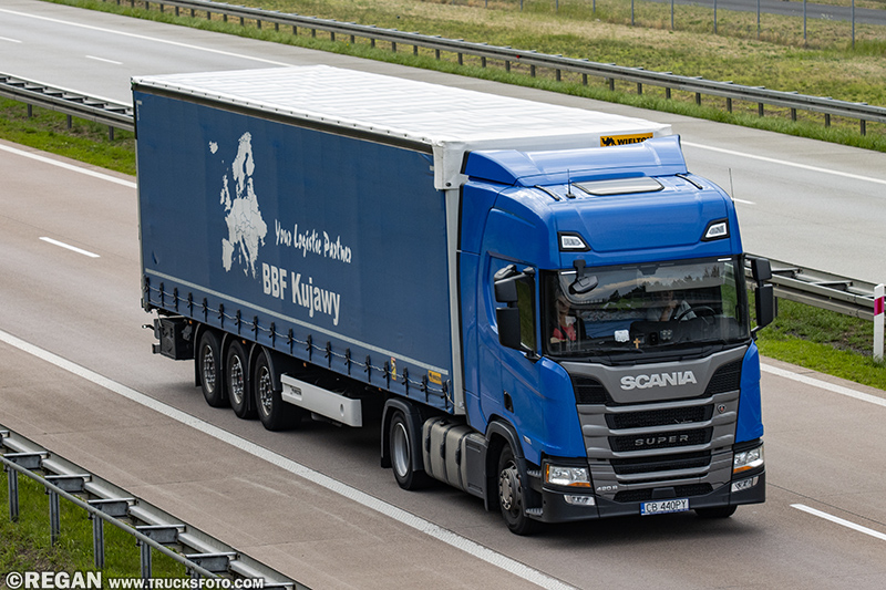 Scania 420R Super - BBF Kujawy.jpg