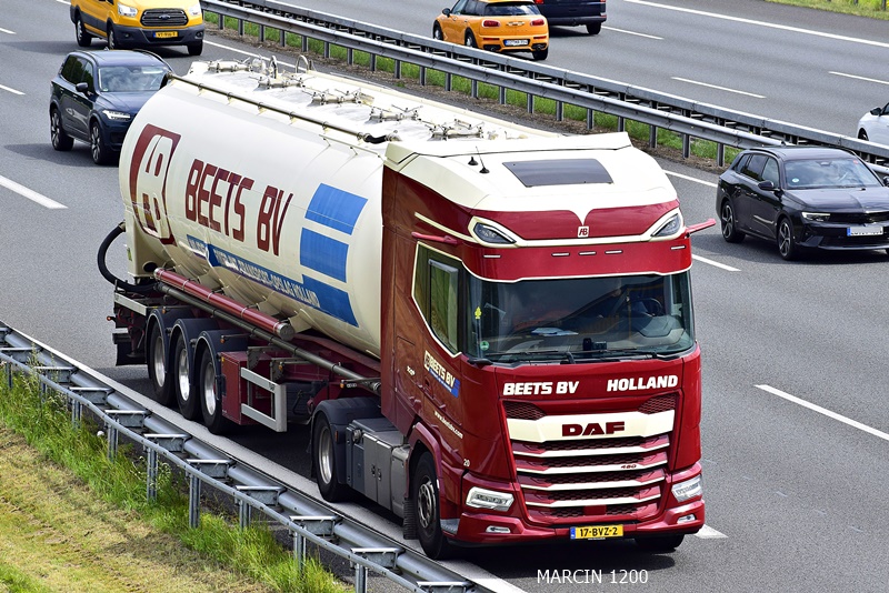 _DSC9133 BEETS BV-crop-DAF XG.JPG
