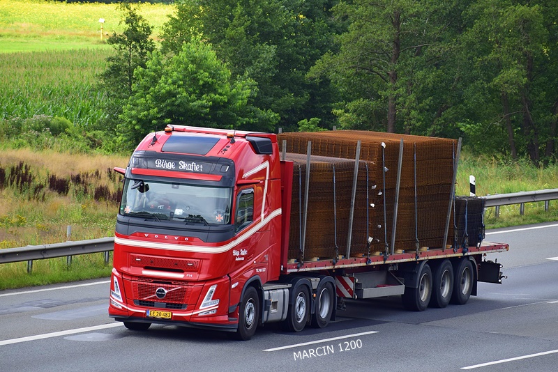 _DSC8822 BORGE SKAFTE AS-crop-VOLVO FH AERO.JPG
