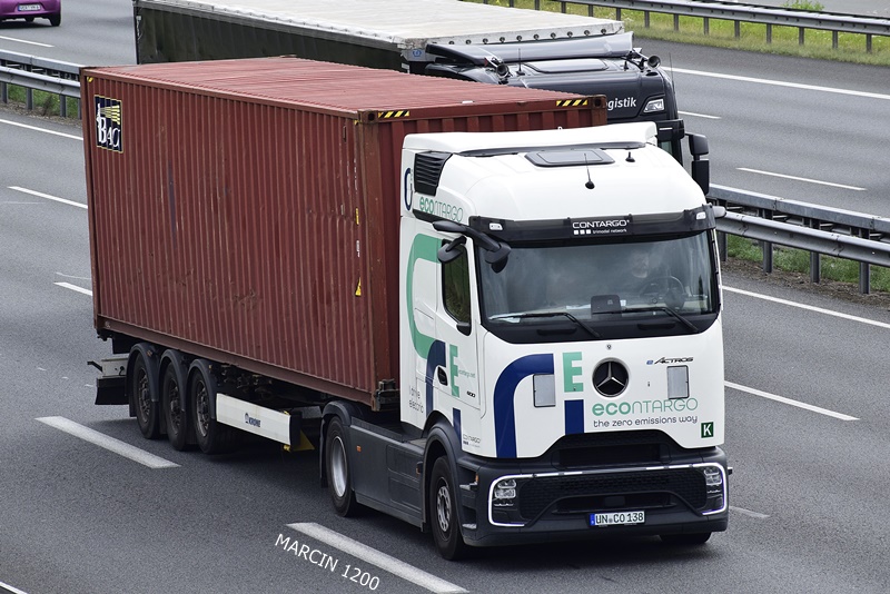 _DSC8607 CONTARGO-crop-ActrosL ProCabin.JPG