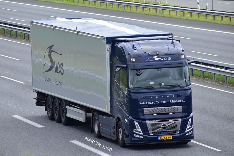 _DSC8586 VDS VAN DER SLUIS-crop.JPG