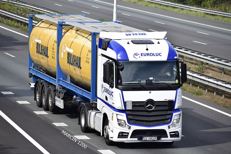 _DSC8419 EUROLUC-crop-ACTROS MPIV.JPG