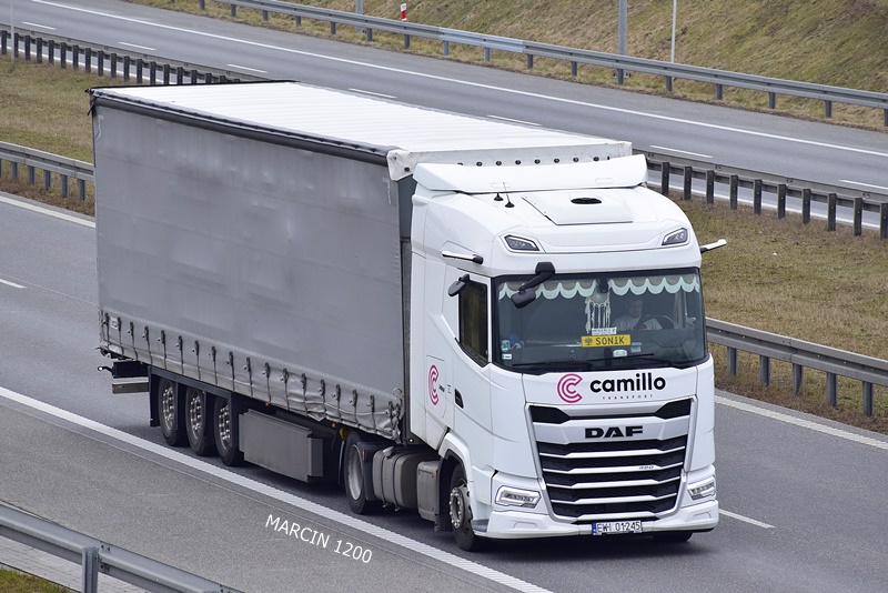 _DSC2998 CAMILLO-crop-DAF XG.JPG