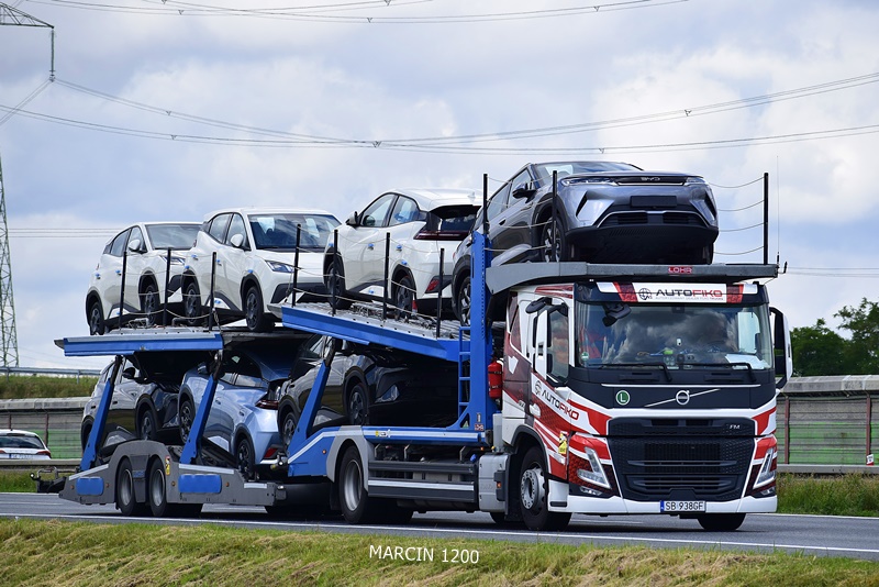 _DSC7584 AUTOFIKO-crop-VOLVO FM5.JPG