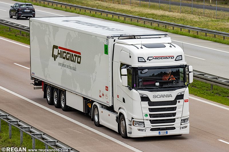 Scania 560S Super - Chiggiato.jpg