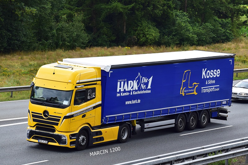 _DSC9011 KOSSE-crop-ActrosL ProCabin.JPG