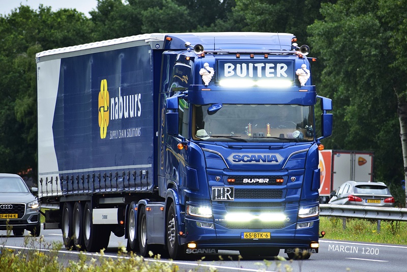 _DSC0309 BUITER-crop-SCANIA R650 V8.JPG