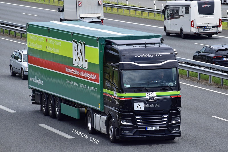 _DSC9262 BSL-crop-MAN TGX II Optiview.JPG