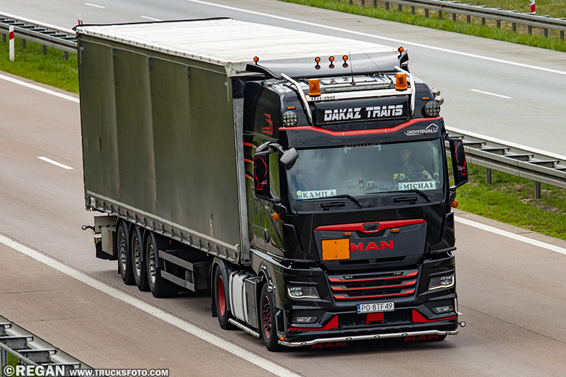 MAN TGX II - Dakaz Trans.jpg