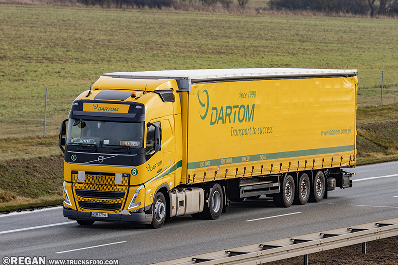 Volvo FH - Dartom Grodzisk.jpg