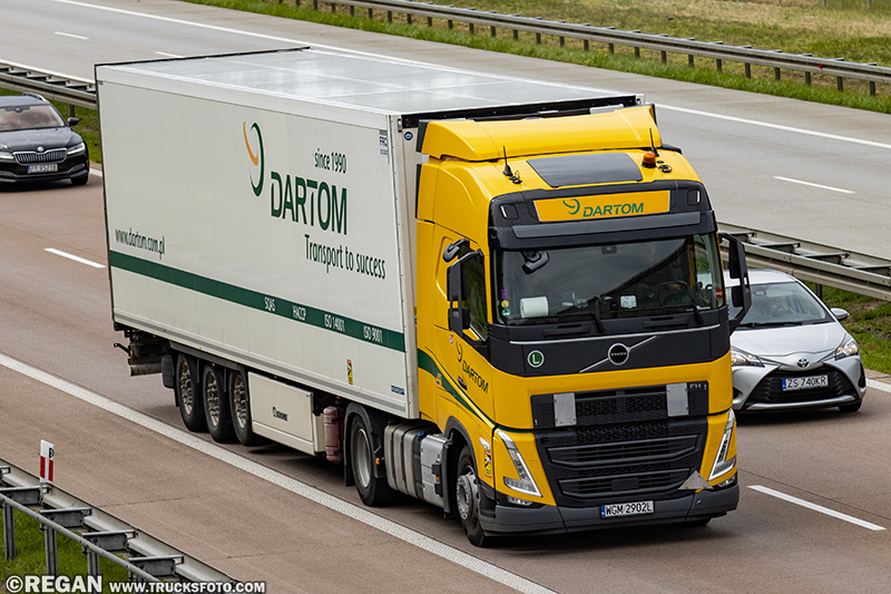 Volvo FH5 - Dartom.jpg