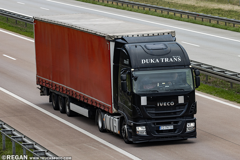 Iveco Stralis - Duka Trans.jpg