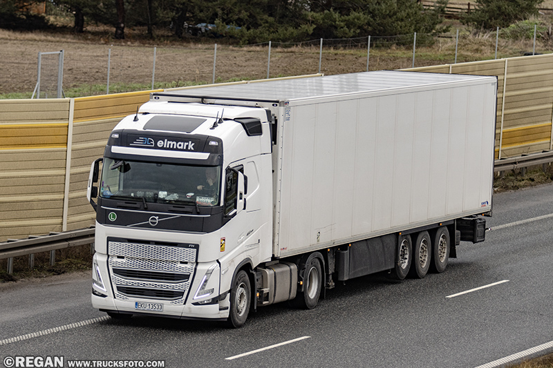 Volvo FH - Elmark.jpg