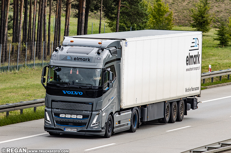Volvo FH5 - Elmark.jpg