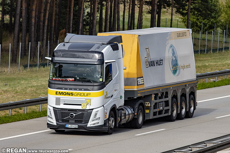Volvo FH Aero - Emons Group.jpg