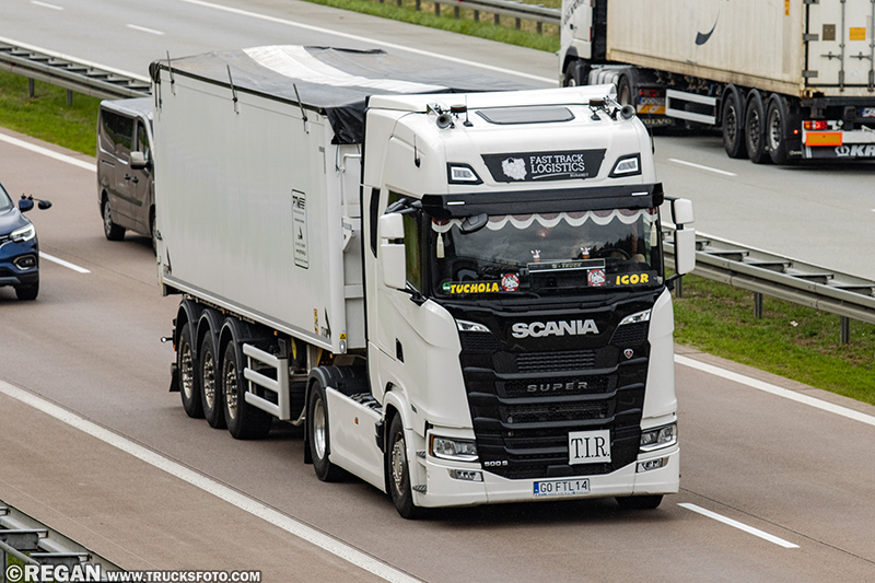 Scania 500S Super - Fast Track Logistics.jpg