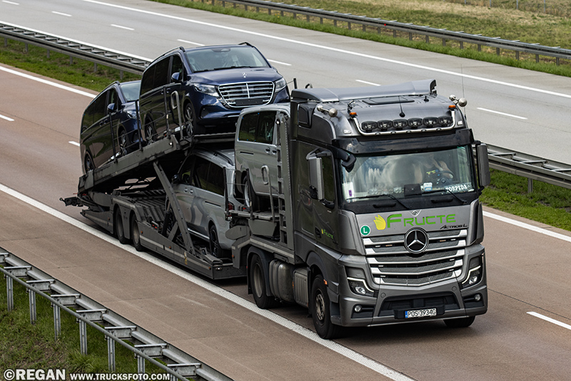 Mercedes-Benz Actros L - Fructe.jpg
