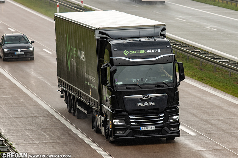MAN TGX II - Greenways.jpg