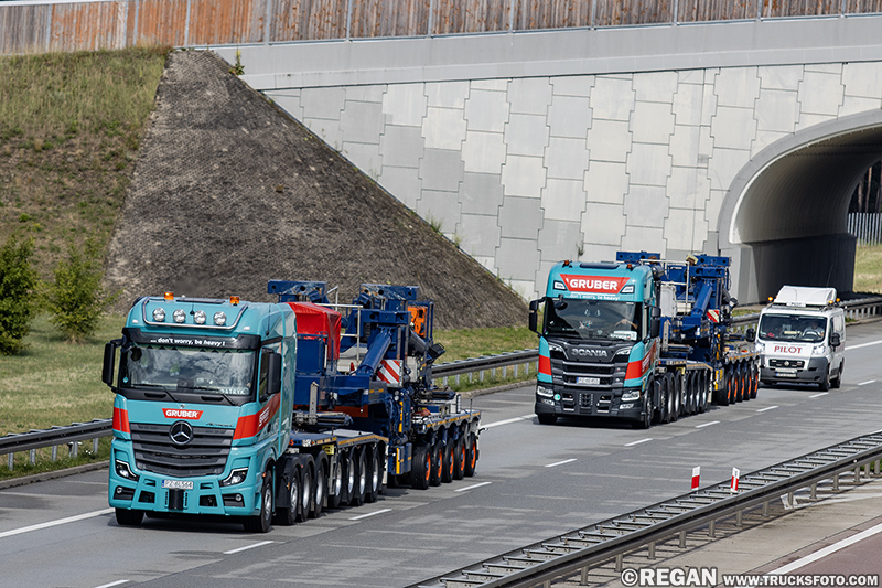Mercedes-Benz Actros L - Gruber.jpg