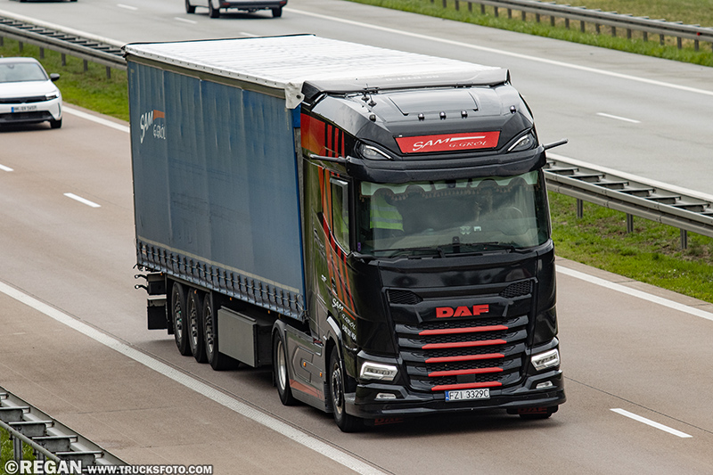 DAF XG+ - Sam G. Gról.jpg