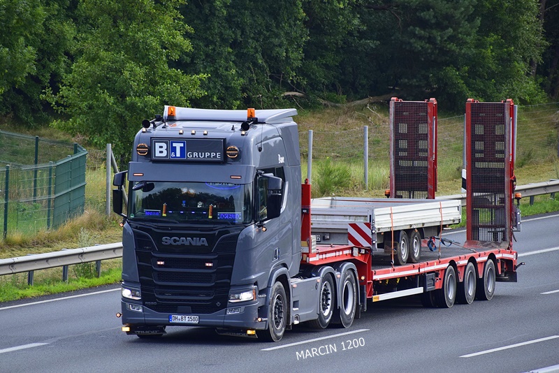 _DSC8534 B&T GRUPPE-crop-SCANIA R580 V8.JPG
