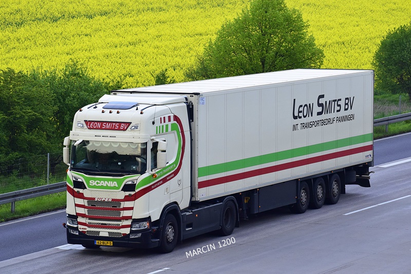 _DSC5224 LEON SMITS BV-crop-SCANIA S.JPG
