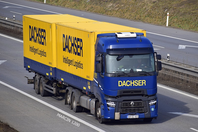 _DSC2117 LIEGL DACHSER-crop-RENAULT RANGE T-EVO.JPG