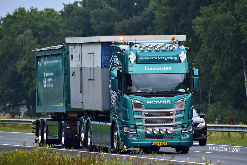 _DSC9782 BAKKER'S RECYCLING-crop-SCANIA R530 V8.JPG