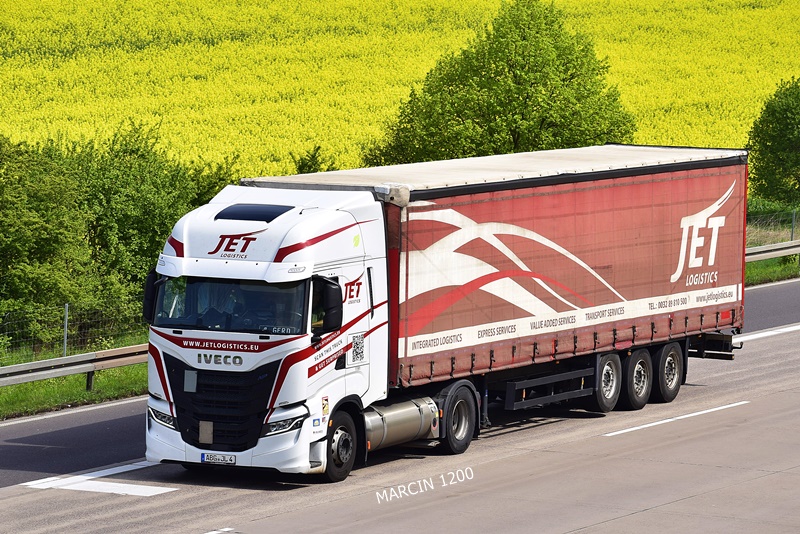 _DSC4815 JET LOGISTICS-crop-IVECO S-WAY.JPG