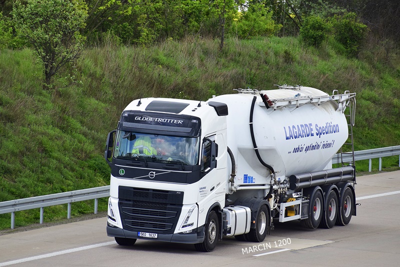 _DSC1665 LAGARDE-crop-VOLVO FH5.JPG
