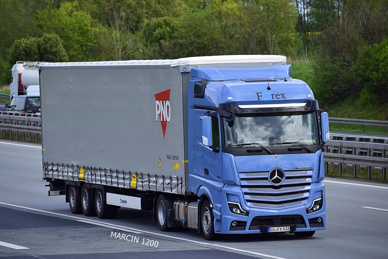 _DSC2112 FOREX-crop-ActrosL-KRONE-PNO.JPG