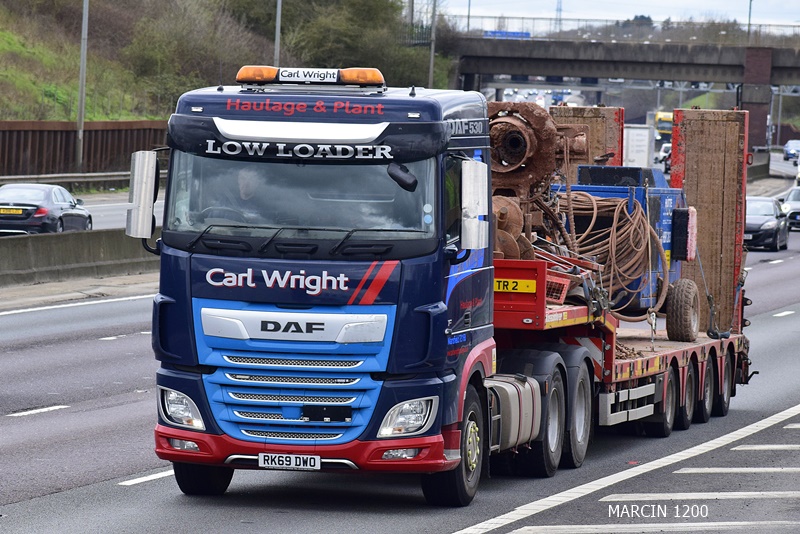 _DSC0672-crop-Carl Wright Haulage & Plant-DAF XF 106 II.JPG