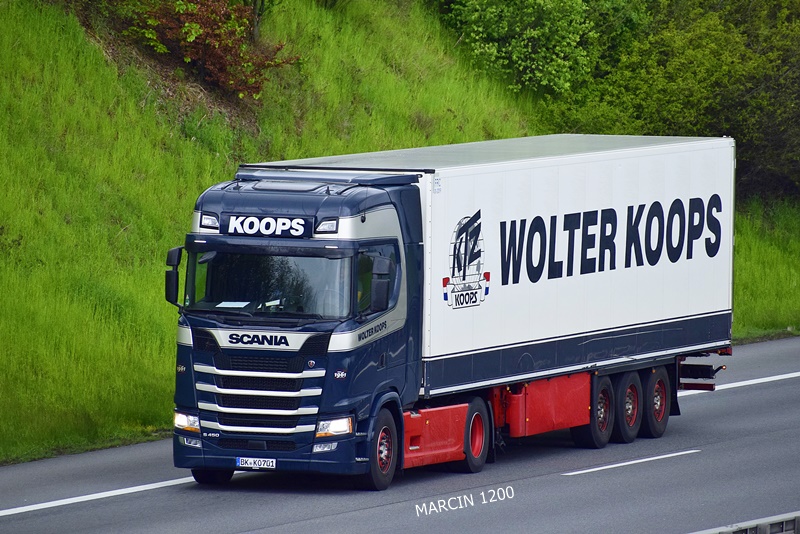 _DSC6473 WOLTER KOOPS-crop-SCANIA S460.JPG
