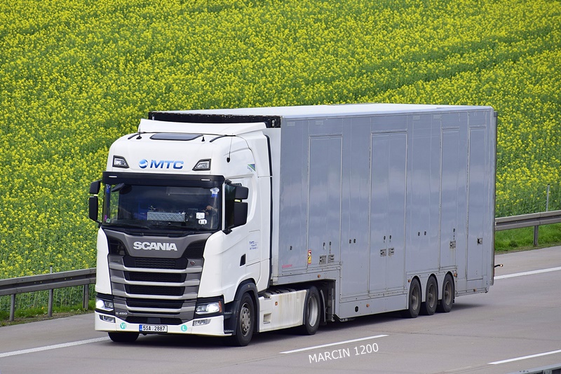 _DSC2418 MTC-crop-SCANIA R450 NG.JPG