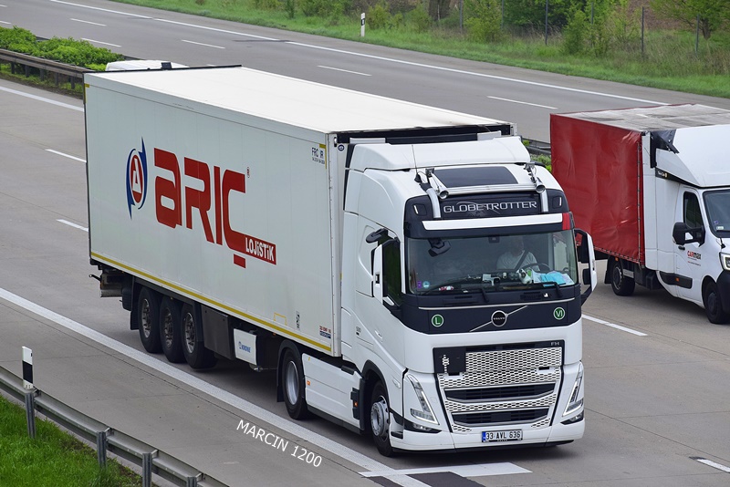 _DSC4052 ARIC-crop-VOLVO FH5.JPG