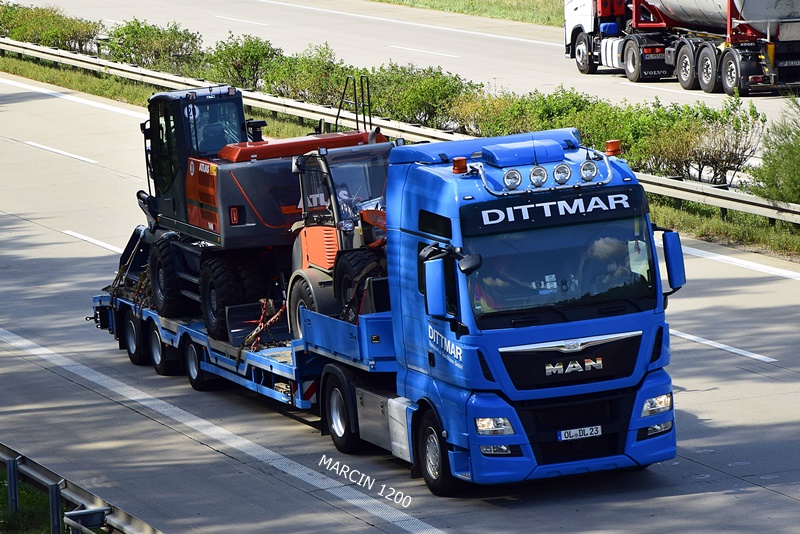 _DSC2222-crop-DITTMAR-MAN TGX.JPG